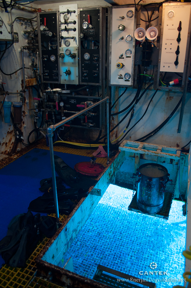 AquariusInside05