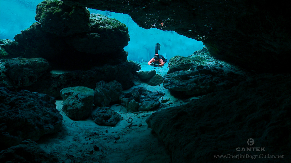 CavesPhoto6